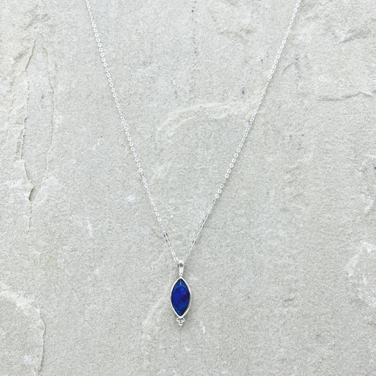 Alaula necklace - Blue agate