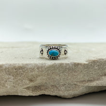 Load image into Gallery viewer, Wolfie Ring - Turquoise

