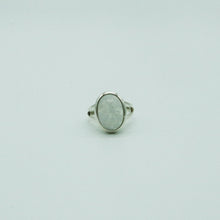 Load image into Gallery viewer, Arizona Ring - Moonstone
