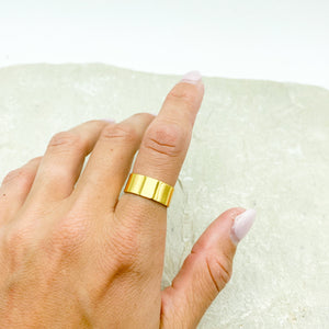 Koa Ring - Gold